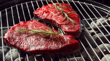 Lutter contre les risques d’endométriose en consommant moins de viande rouge ?