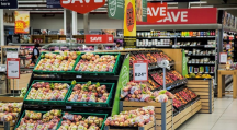 usage abusif du plastique dans les supermarchés