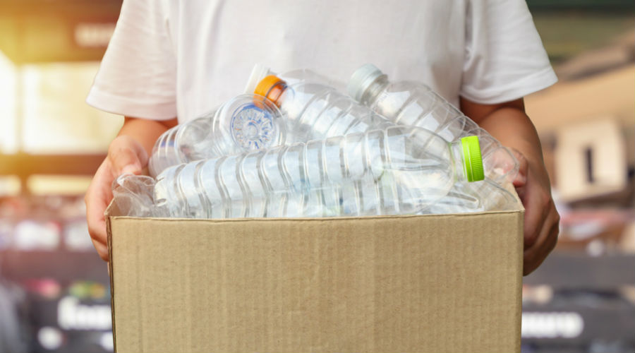 Equateur : des tickets de bus gratuits contre des bouteilles de plastique
