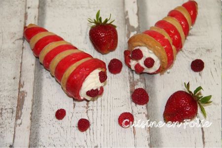 Cornets chenille aux fruits rouges
